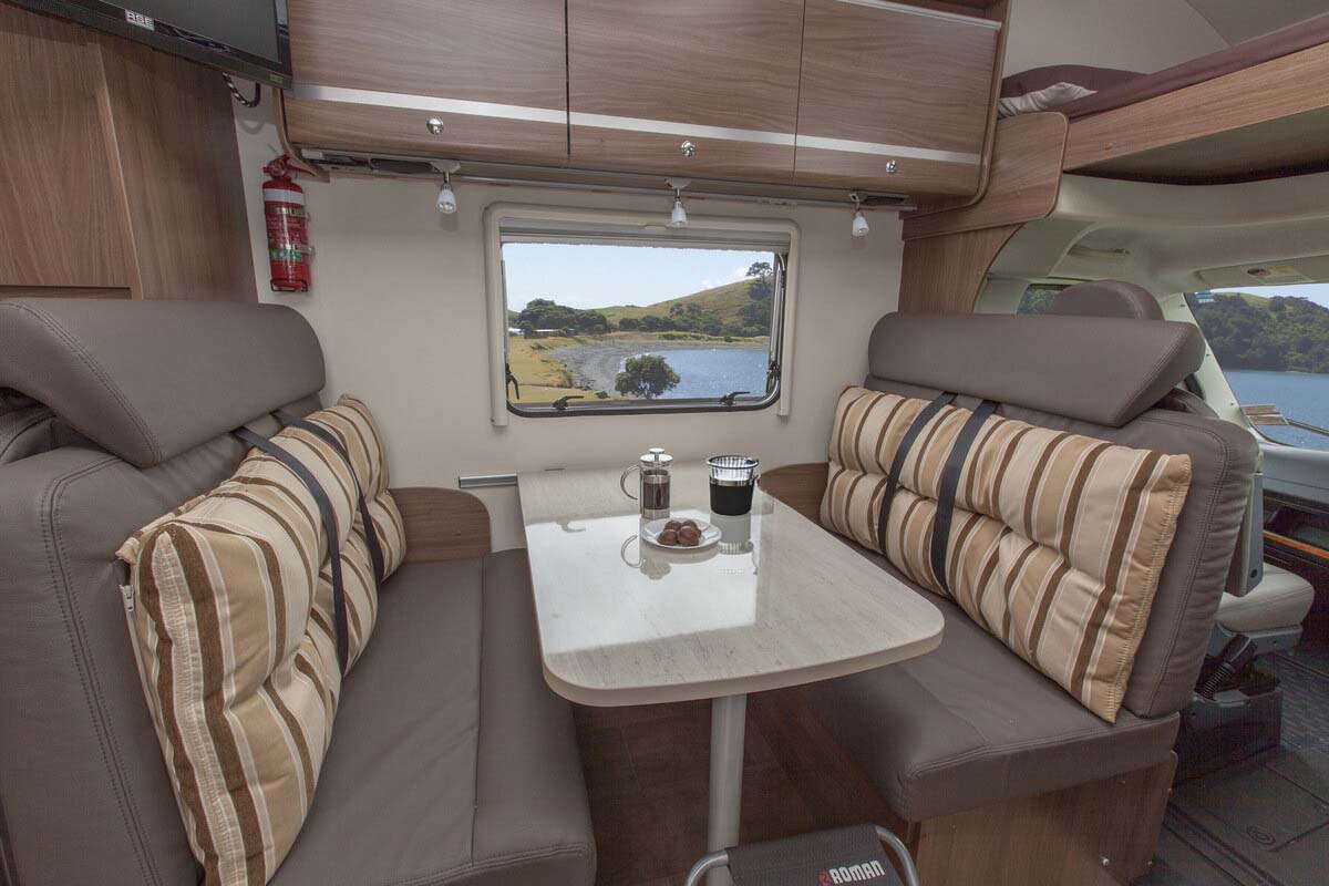 RV Buyers’ Guide – Motorhome Seating and Lounges